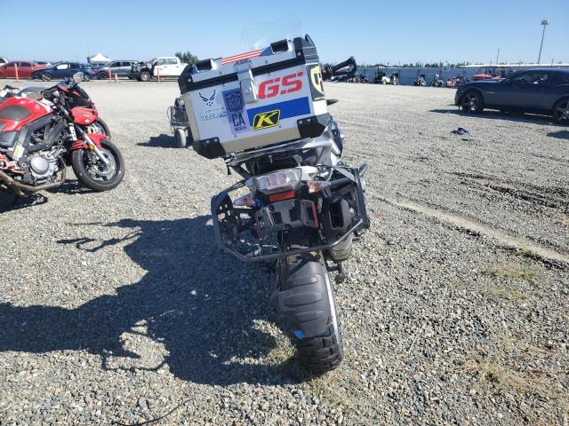 2016 BMW R 1200 VIN WB10A1109GZ670859 COPART salvage auction — ALL OVER, CA - SALVAGE CERTIFICATE, sold $2,850 on 2026-07-09 (photo 4)