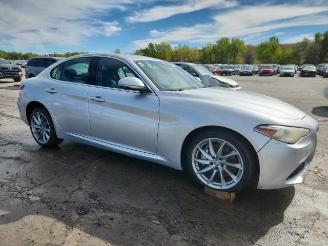 2017 Alfa romeo Giulia VIN ZARFAEDN0H7529063 COPART salvage auction — HAIL, Wy - Dis/Dlr/Exp Only Clean Title, sold $675 on 2026-07-27 (photo 4)