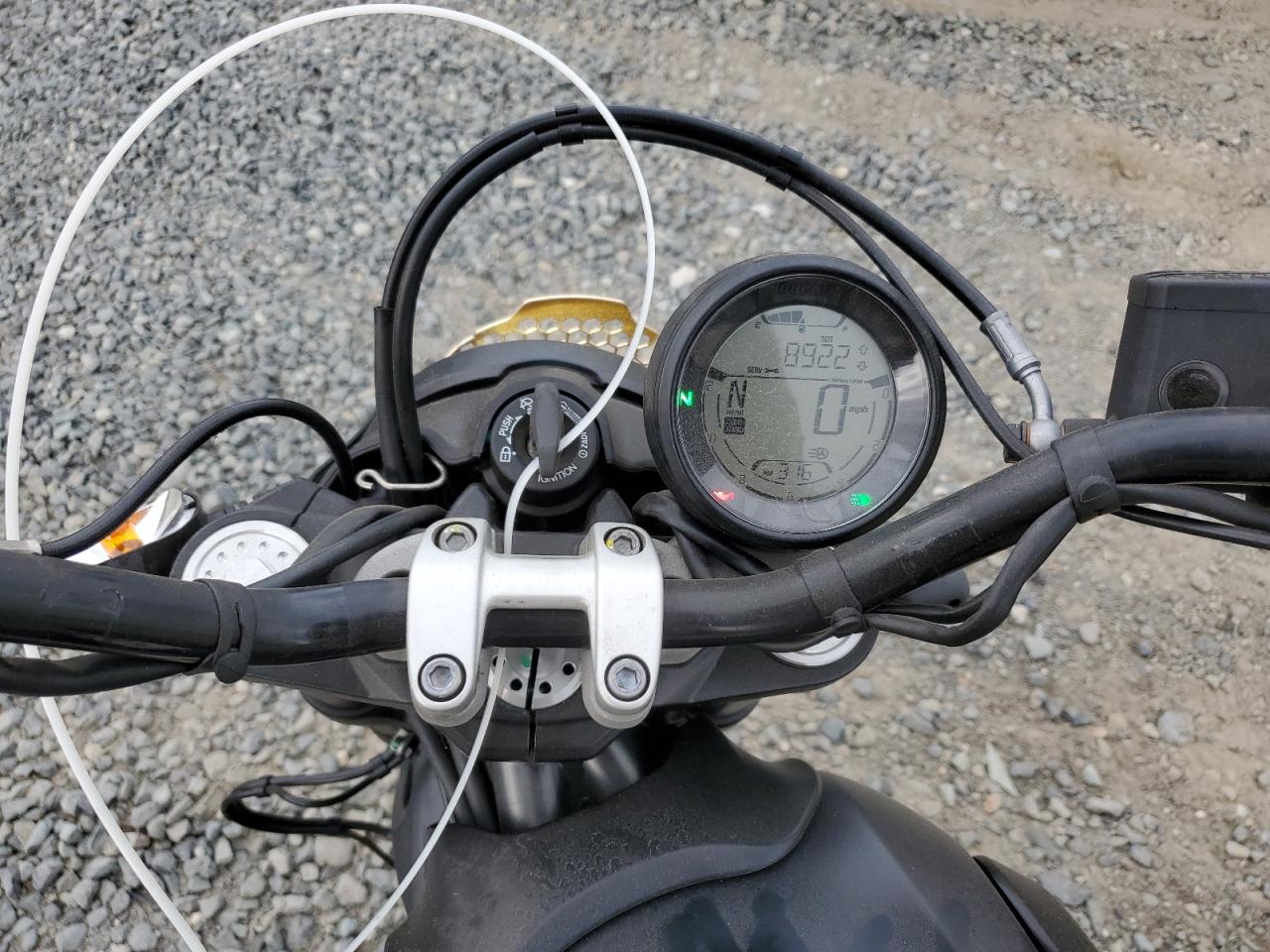2022 Ducati Scrambler VIN ML0KAFPMXNT004919 COPART salvage auction — Front End, WA - BILL OF SALE, sold $1,100 on 2025-09-25 (photo 7)