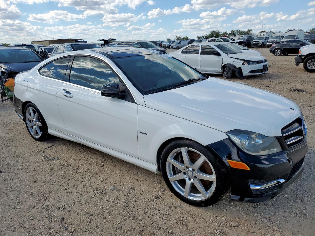 2013 Mercedes-Benz C-Class VIN WDDGJ4HB7DG011248 COPART salvage auction — Mechanical, TX - CERTIFICATE OF TITLE, sold $975 on 2026-07-03 (photo 4)