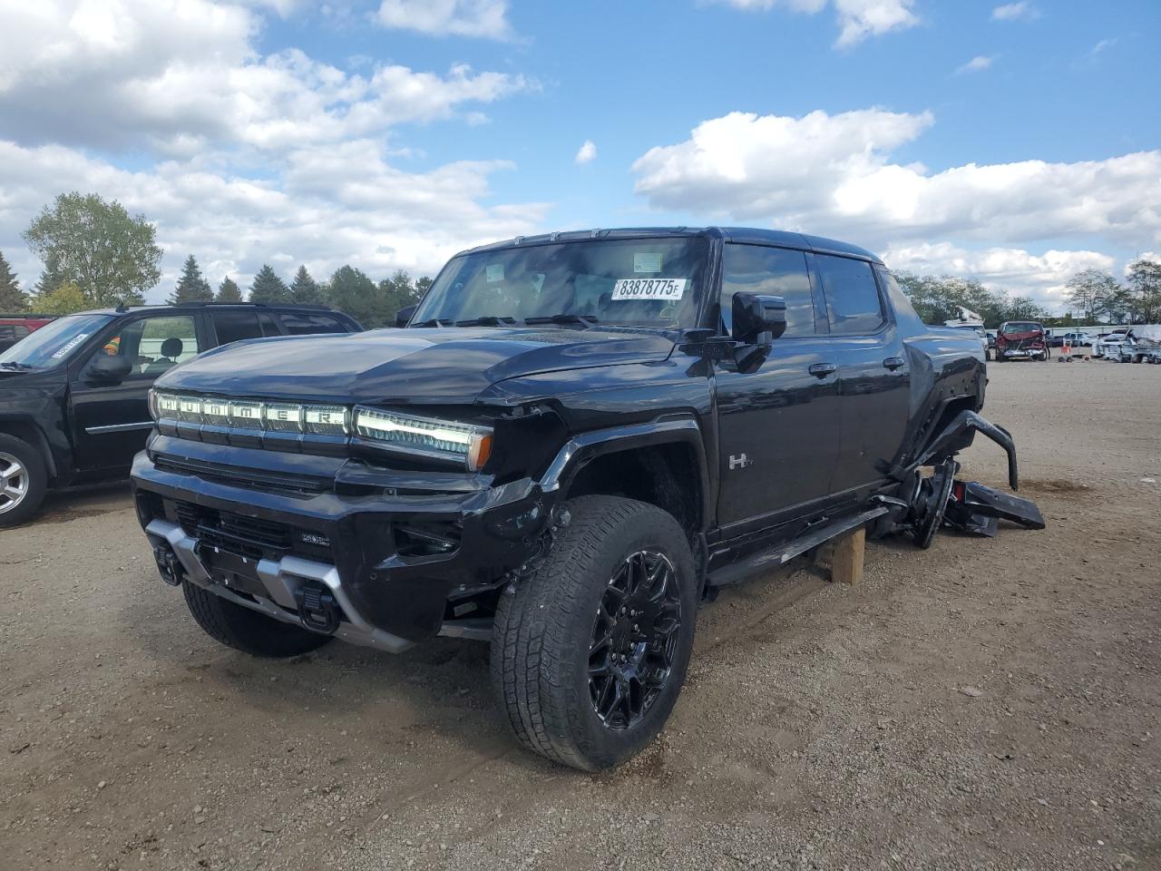 2025 GMC Hummer Pickup VIN 1GT40BDD9SU118294 — COPART salvage auction photo