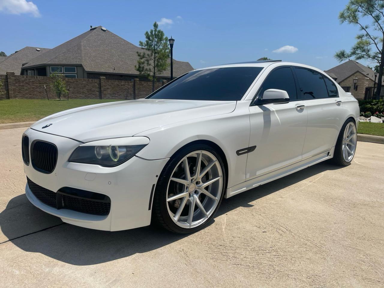 2010 BMW 7er VIN WBAKB8C58ACY64395 COPART salvage auction — Damage History, CA - DEALER ONLY SALVAGE TITLE (P), sold $27,500 on 2025-10-10 (photo 2)