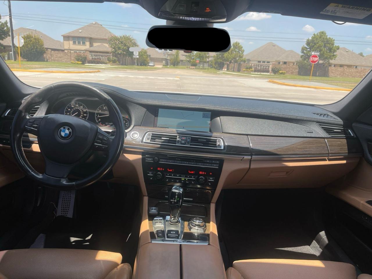2010 BMW 7er VIN WBAKB8C58ACY64395 COPART salvage auction — Damage History, CA - DEALER ONLY SALVAGE TITLE (P), sold $27,500 on 2025-10-10 (photo 9)