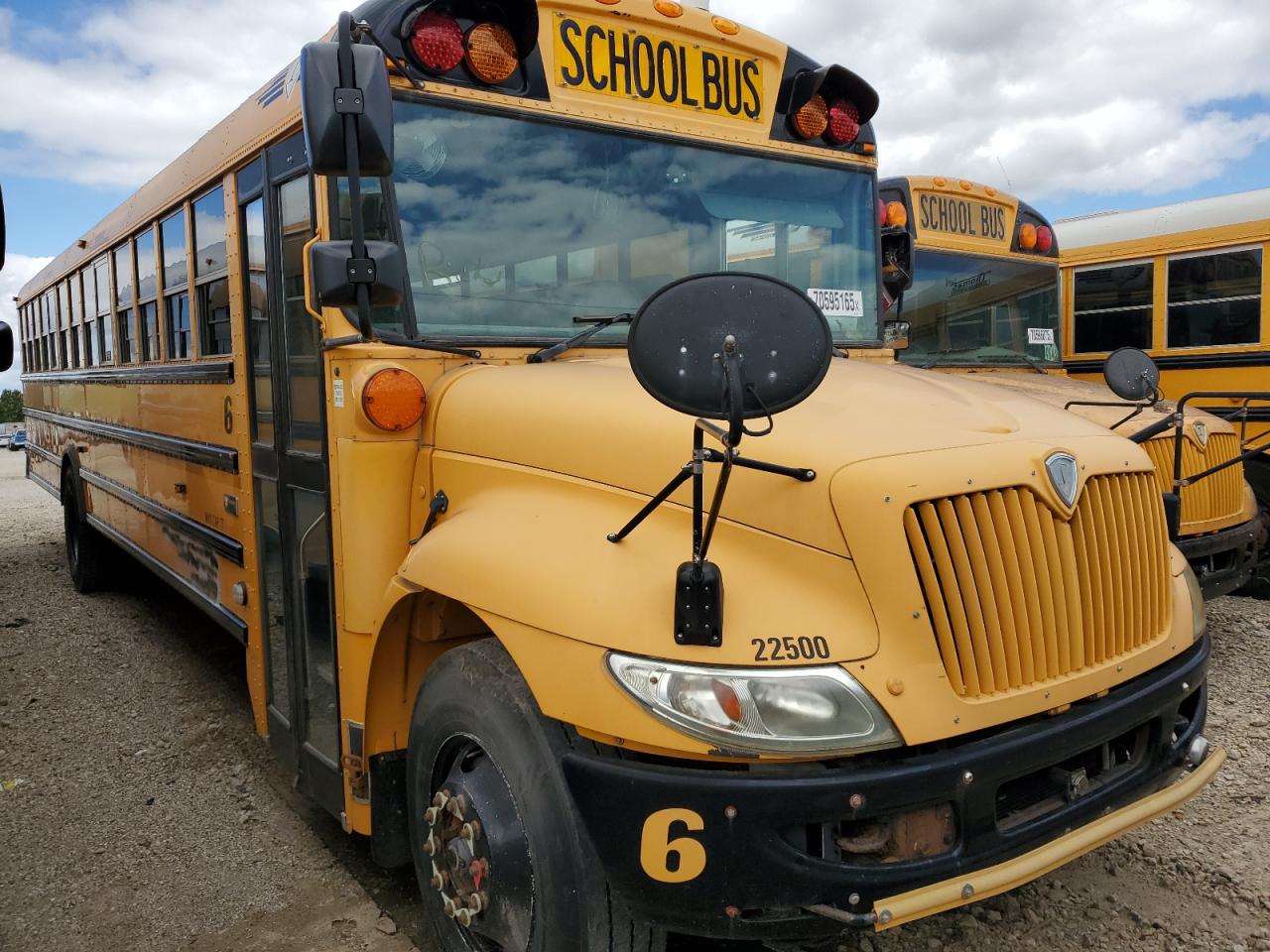 2011 Ic Corporation Ce Series School VIN 4DRBUSKN9BB345709 COPART salvage auction — Minor Dent/Scratches, IA - CERTIFICATE OF TITLE, sold $1,200 on 2026-07-06 (photo 1)