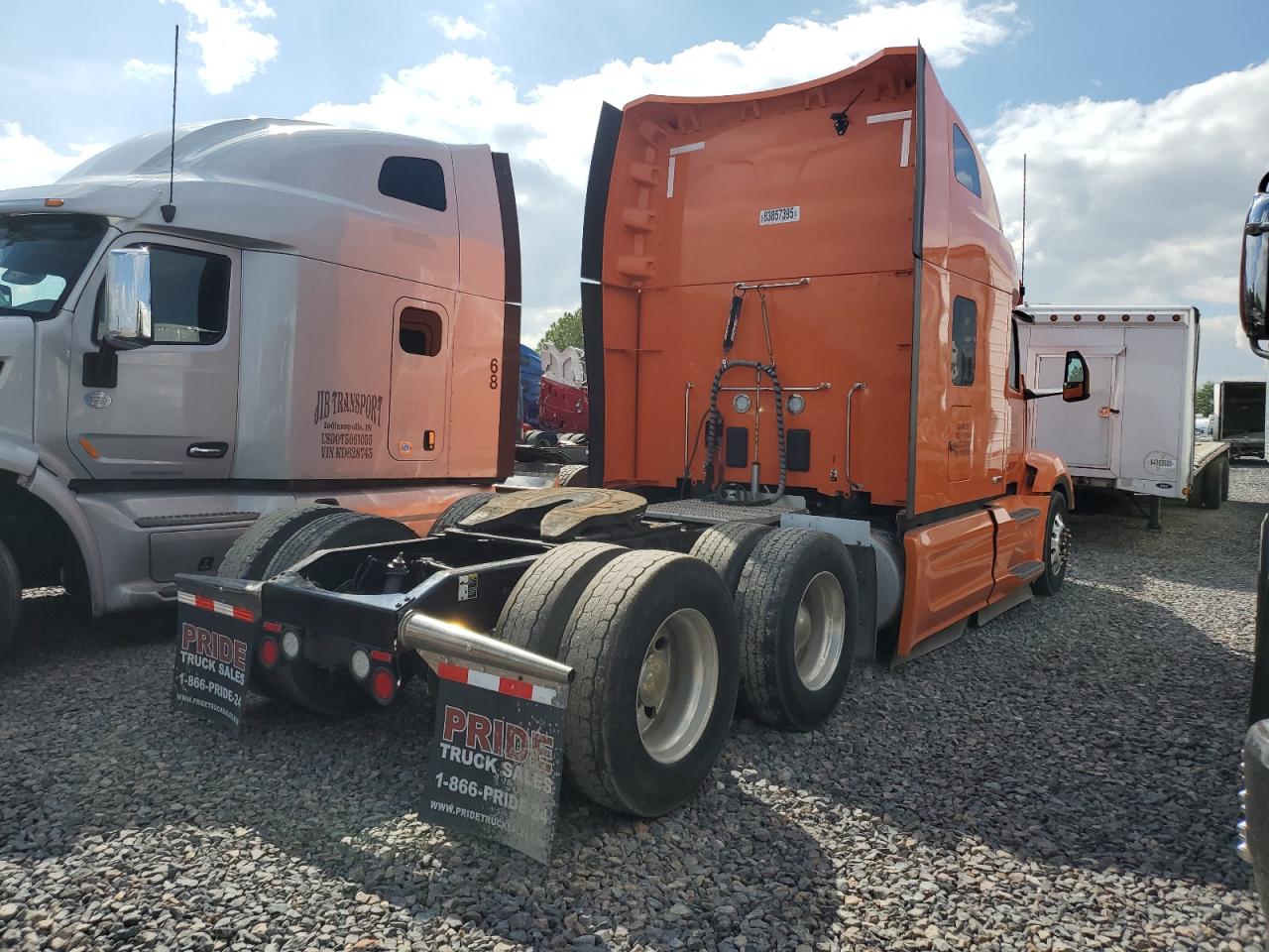 2023 Peterbilt All other VIN 1XPBDP9X4PD850480 COPART salvage auction — Minor Dent/Scratches, OH - CERTIFICATE OF TITLE, sold $19,500 on 2025-10-28 (photo 4)