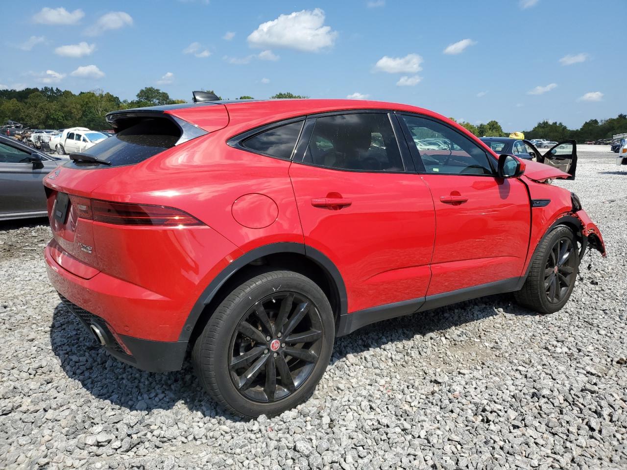 2020 Jaguar E-pace VIN SADFP2FX5L1006028 COPART salvage auction — Front End, AL - CERT OF TITLE-SALVAGE TITLE, sold $4,950 on 2025-10-29 (photo 3)