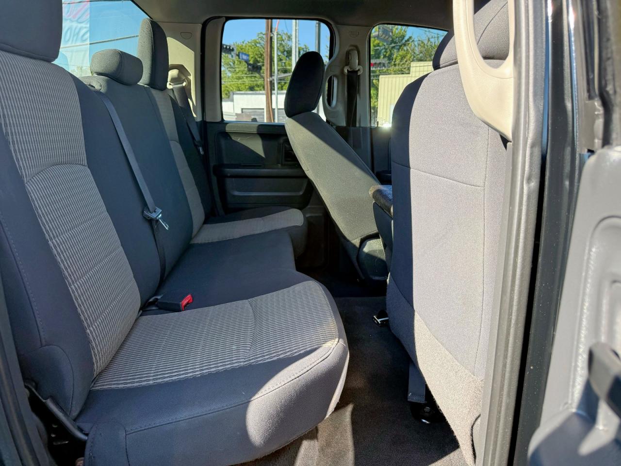 2012 Dodge Ram VIN 1C6RD6FT3CS139068 COPART salvage auction — Normal Wear, TX - CERTIFICATE OF TITLE (P), sold $17,100 on 2025-10-31 (photo 6)