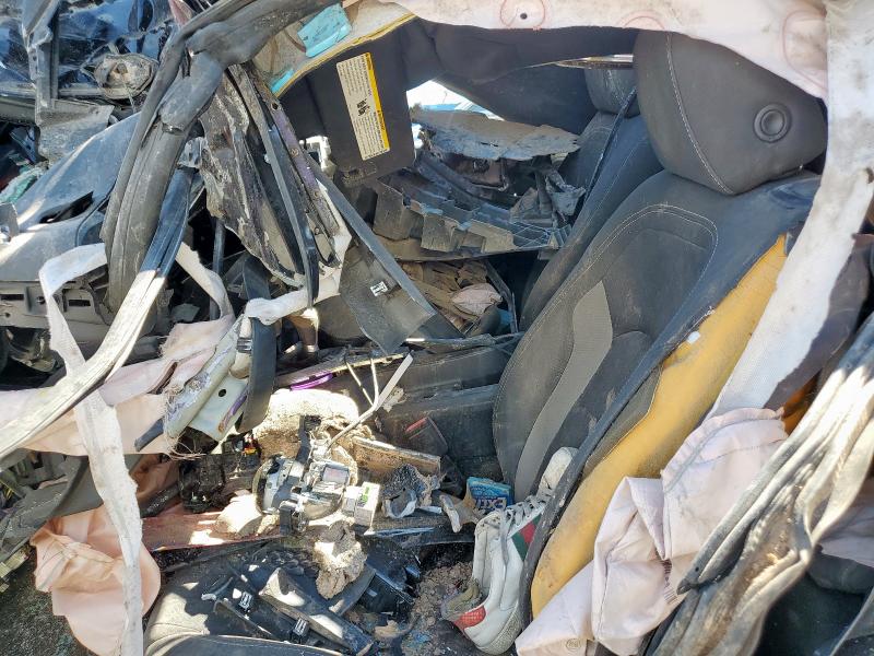 2017 Chevrolet Camaro VIN 1G1FB1RX6H0133862 COPART salvage auction — ROLLOVER, TX, sold $225 on 2026-09-11 (photo 7)