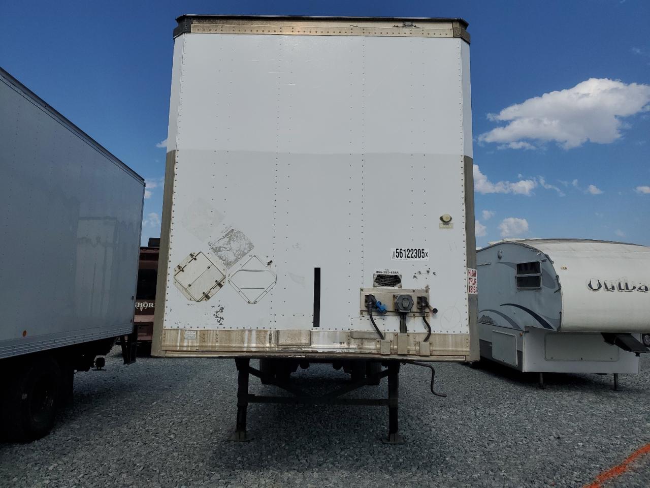 2009 Great dane All models VIN 1GRAA56189K207256 COPART salvage auction — Minor Dent/Scratches, IL - DIS/DLR/EXP ONLY CLEAN TITLE, sold $500 on 2026-09-08 (photo 2)
