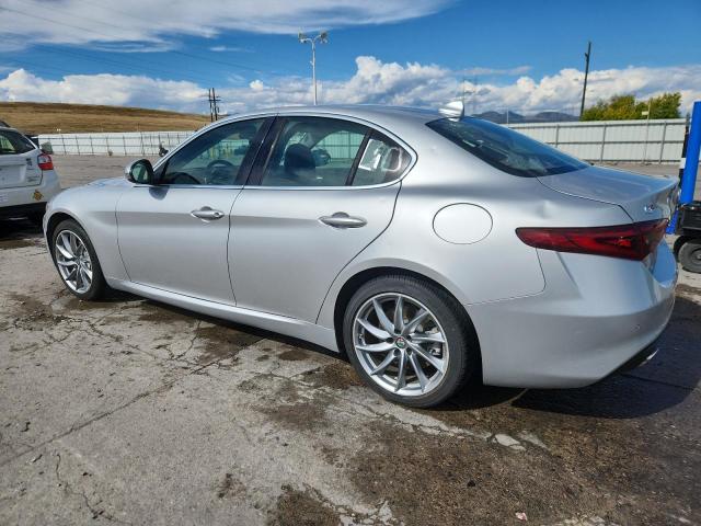 2017 Alfa romeo Giulia VIN ZARFAEDN0H7529063 COPART salvage auction — HAIL, Wy - Dis/Dlr/Exp Only Clean Title, sold $675 on 2026-07-27 (photo 2)