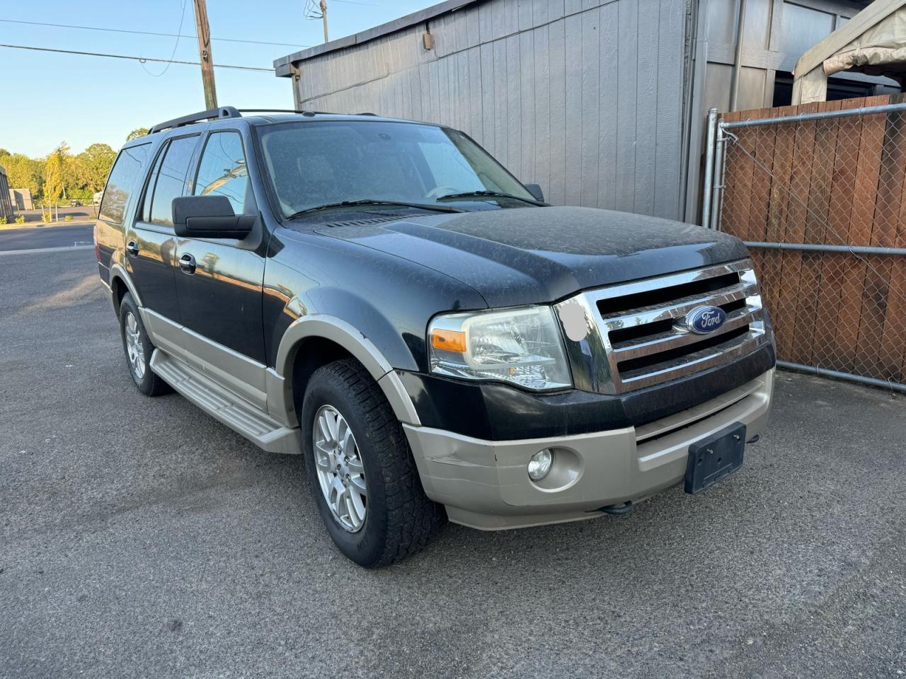 2010 Ford Expedition VIN 1FMJU1J58AEB58207 COPART salvage auction — Normal Wear, OR - CERTIFICATE OF TITLE (P), sold $2,750 on 2025-10-20 (photo 1)