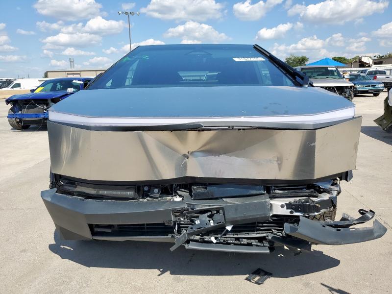 2024 Tesla Cybertruck VIN 7G2CEHED9RA026288 COPART salvage auction — Front End, TX - SALVAGE VEHICLE TITLE, sold $32,000 on 2025-11-13 (photo 5)