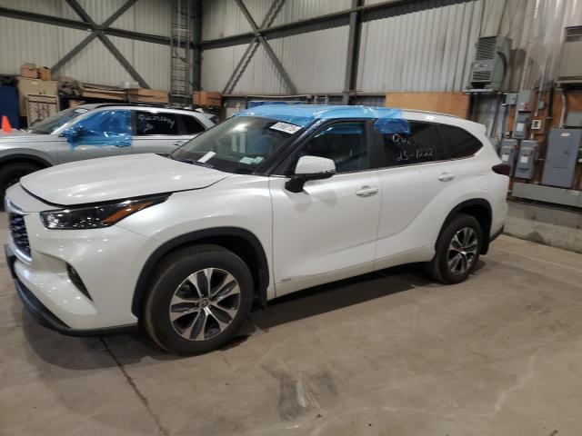 2025 Toyota Highlander Hybrid VIN 5TDKBRCH9SS662006 — COPART salvage auction photo