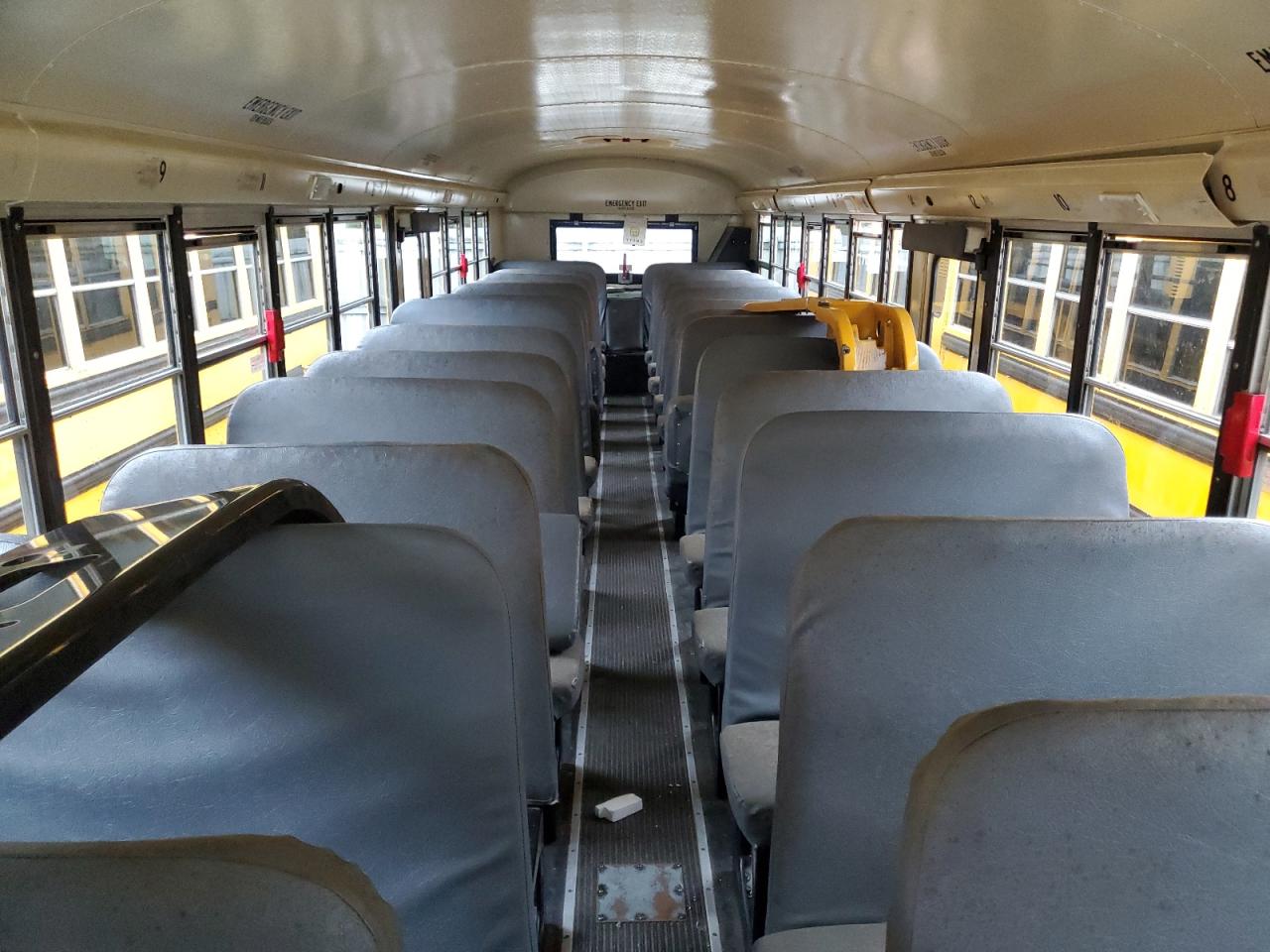 2013 Ic Corporation Re Series School VIN 4DRBWAAN4DB300069 COPART salvage auction — Front End, WA - VEHICLE CERT OF OWNERSHIP-TITL, sold $1,200 on 2026-07-08 (photo 6)