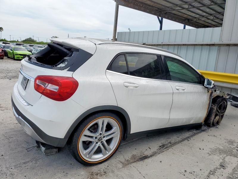 2019 Mercedes-benz Gla-klasse VIN WDCTG4EBXKJ548685 COPART salvage auction — ENGINE BURN, Tx - Nonrepairable Title, sold $725 on 2026-07-07 (photo 3)