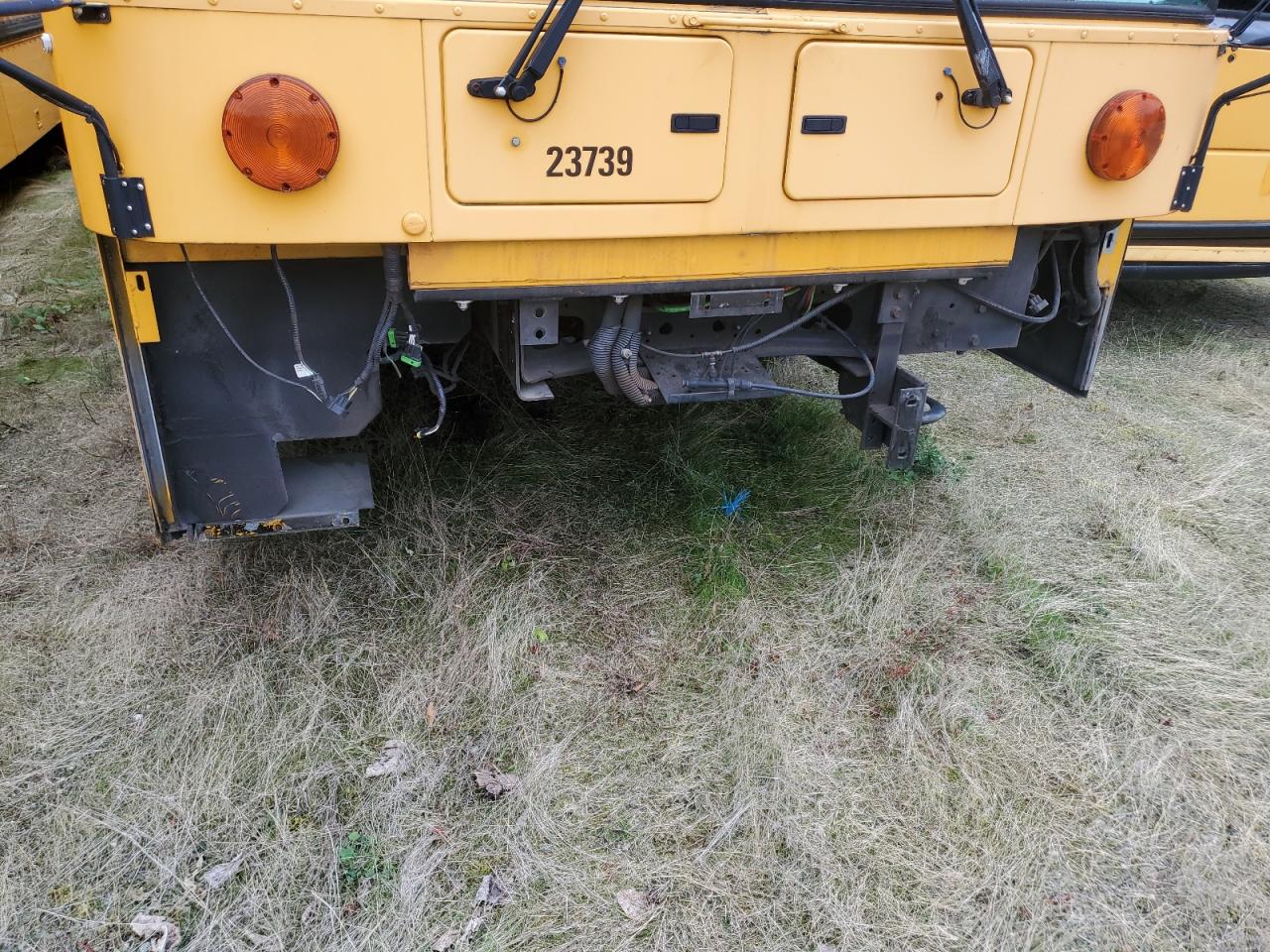2013 Ic Corporation Re Series School VIN 4DRBWAAN4DB300069 COPART salvage auction — Front End, WA - VEHICLE CERT OF OWNERSHIP-TITL, sold $1,200 on 2026-07-08 (photo 9)