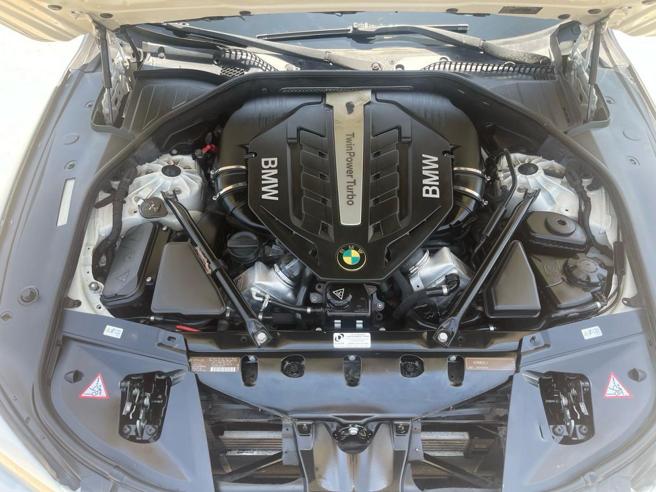2010 BMW 7er VIN WBAKB8C58ACY64395 COPART salvage auction — Damage History, CA - DEALER ONLY SALVAGE TITLE (P), sold $27,500 on 2025-10-10 (photo 7)