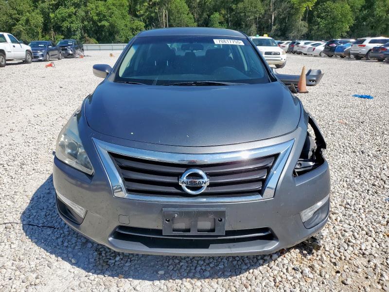 2014 Nissan Altima VIN 1N4AL3AP8EC318548 COPART salvage auction — Side, TX - SALVAGE VEHICLE TITLE, sold $1,900 on 2025-10-03 (photo 5)