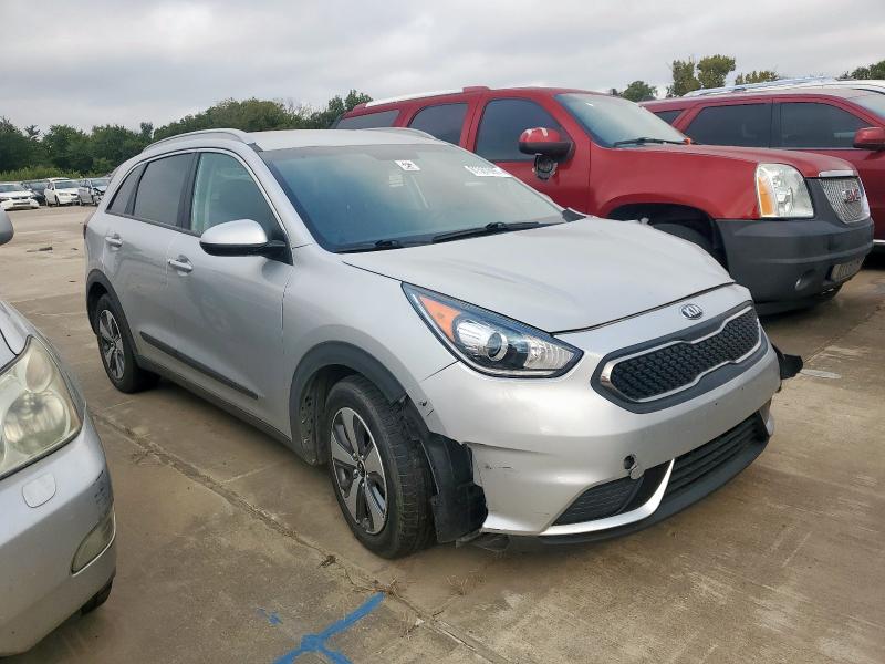 2019 Kia Niro VIN KNDCB3LC6K5257412 COPART salvage auction — ALL OVER, TX - SALVAGE VEHICLE TITLE, sold $2,800 on 2026-07-02 (photo 4)