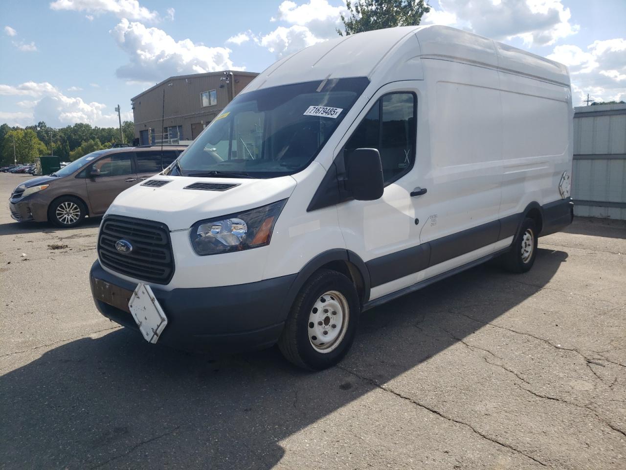 2015 Ford Transit VIN 1FTCR3XV1FKA20759 — COPART salvage auction photo