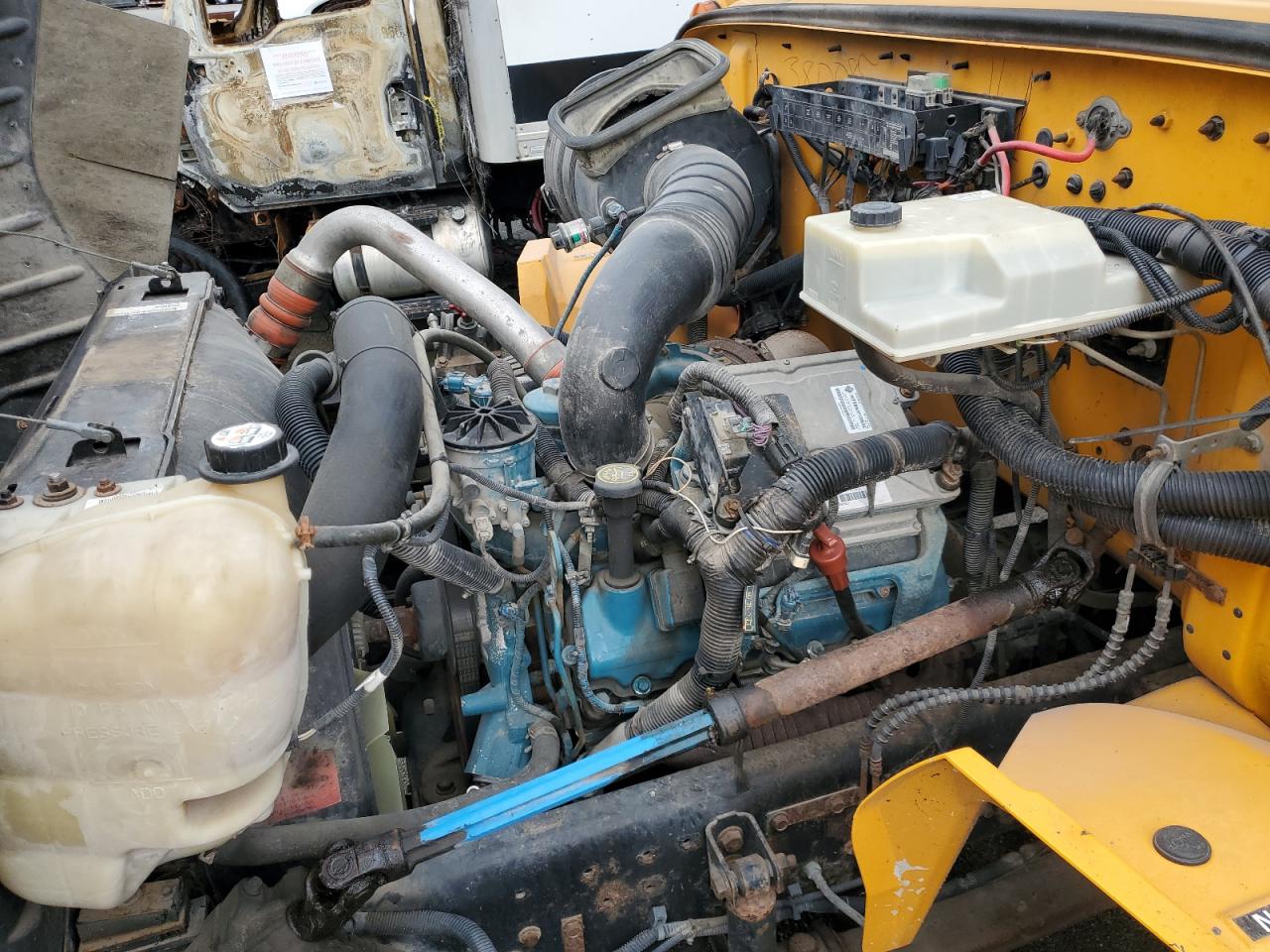 2007 Ic Corporation Ce Series School VIN 4DRBUAFP07B380085 COPART salvage auction — Normal Wear, IL - CERTIFICATE OF TITLE, sold $1,800 on 2026-07-08 (photo 7)