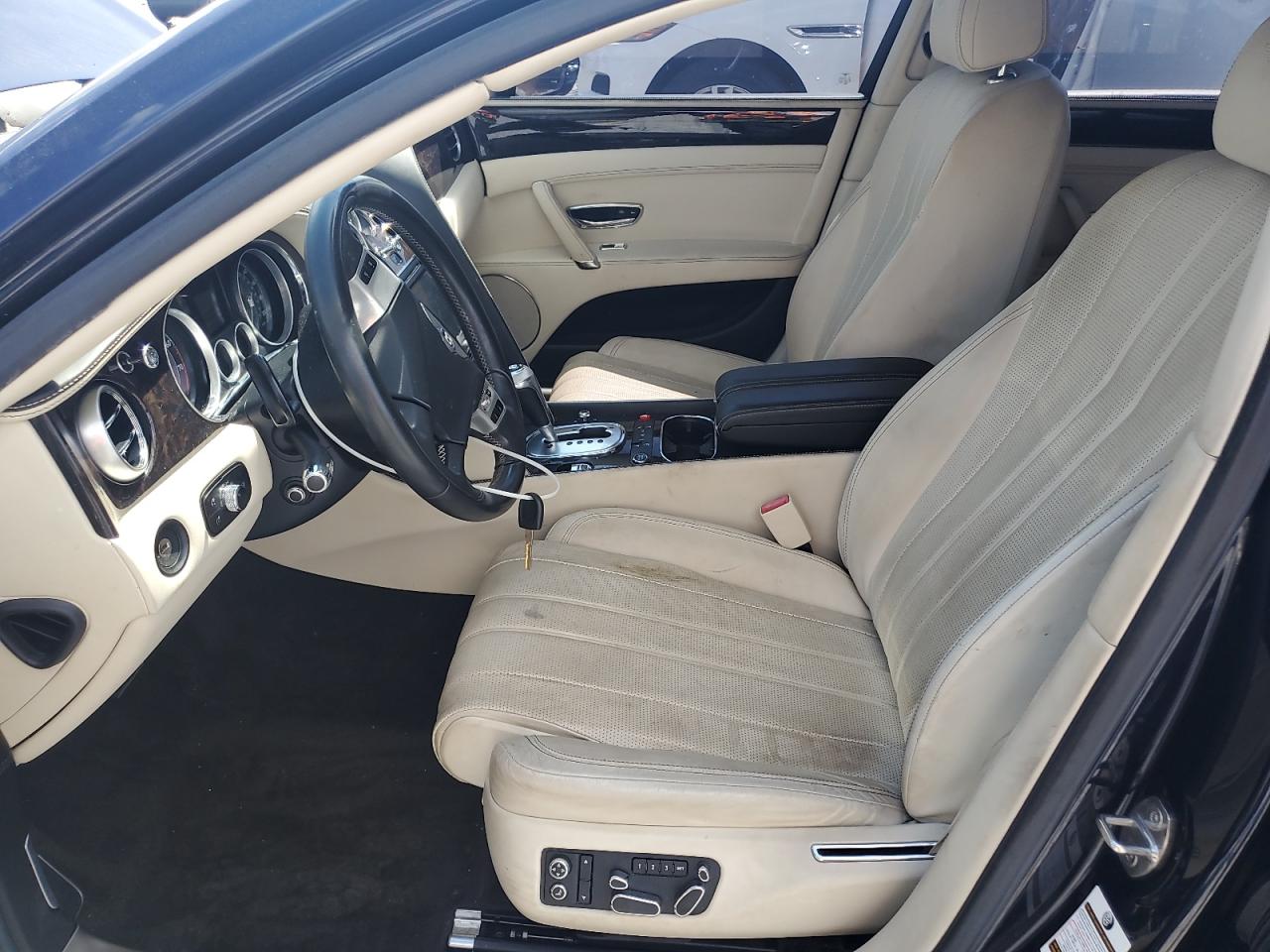 2014 Bentley Flying spur VIN SCBEC9ZA1EC094542 COPART salvage auction — Front End, FL - CERTIFICATE OF TITLE (P), sold $33,000 on 2025-12-08 (photo 7)