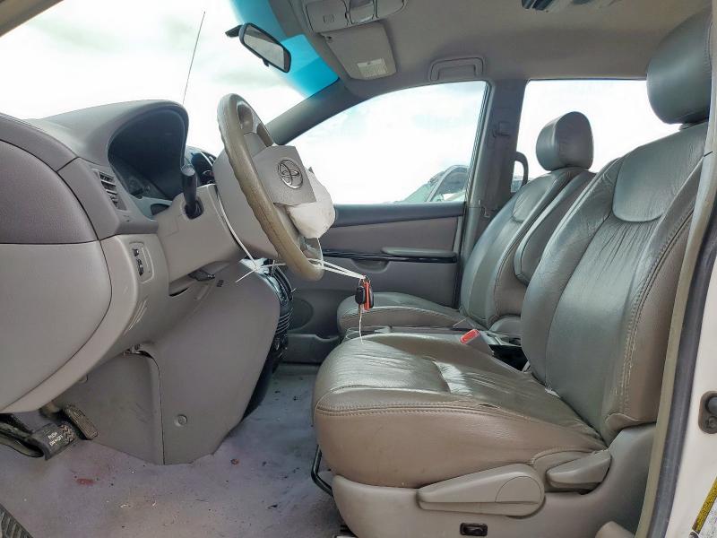 2005 Toyota Sienna VIN 5TDZA23C35S258801 COPART salvage auction — FRONT END, Tx - Salvage Vehicle Title, sold $700 on 2026-07-10 (photo 7)