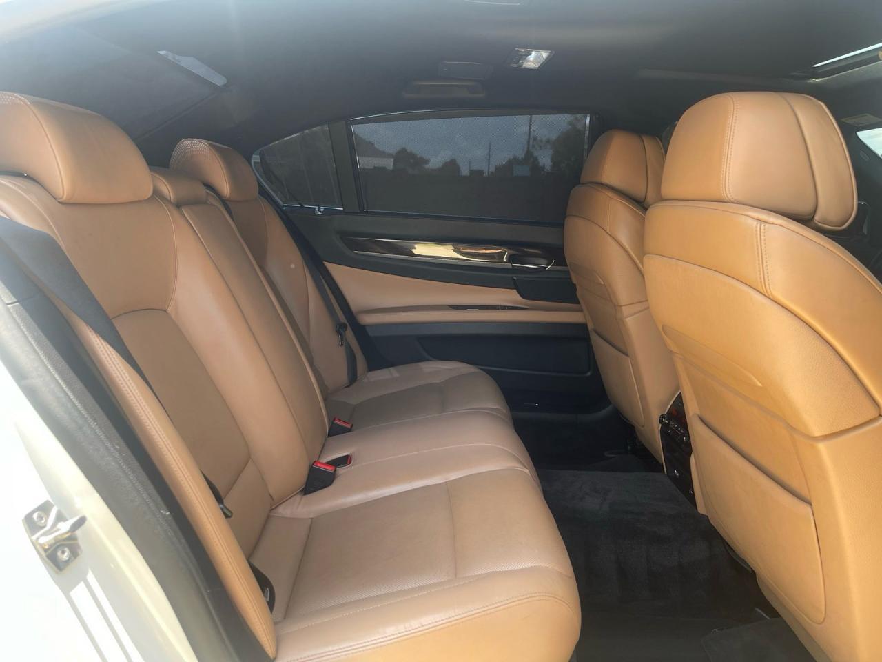 2010 BMW 7er VIN WBAKB8C58ACY64395 COPART salvage auction — Damage History, CA - DEALER ONLY SALVAGE TITLE (P), sold $27,500 on 2025-10-10 (photo 6)