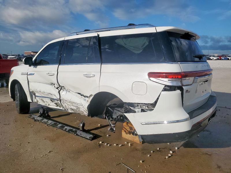 2024 Lincoln Navigator VIN 5LMJJ2LGXREL24295 COPART salvage auction — SIDE, TX - CERTIFICATE OF TITLE, sold $33,250 on 2026-07-28 (photo 2)