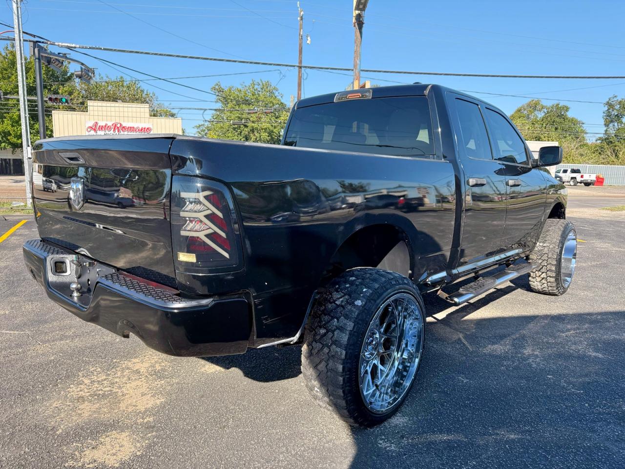 2012 Dodge Ram VIN 1C6RD6FT3CS139068 COPART salvage auction — Normal Wear, TX - CERTIFICATE OF TITLE (P), sold $17,100 on 2025-10-31 (photo 4)
