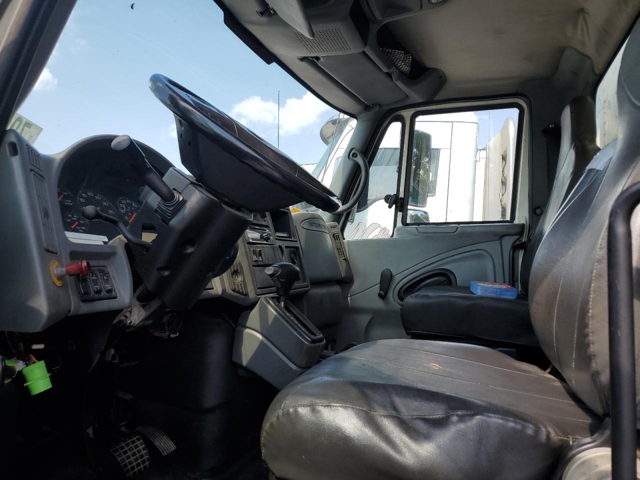2005 International 4000-Series VIN 1HTMMAAM75H101156 COPART salvage auction — Minor Dent/Scratches, GA - CERTIFICATE OF TITLE, sold $3,000 on 2026-07-01 (photo 6)