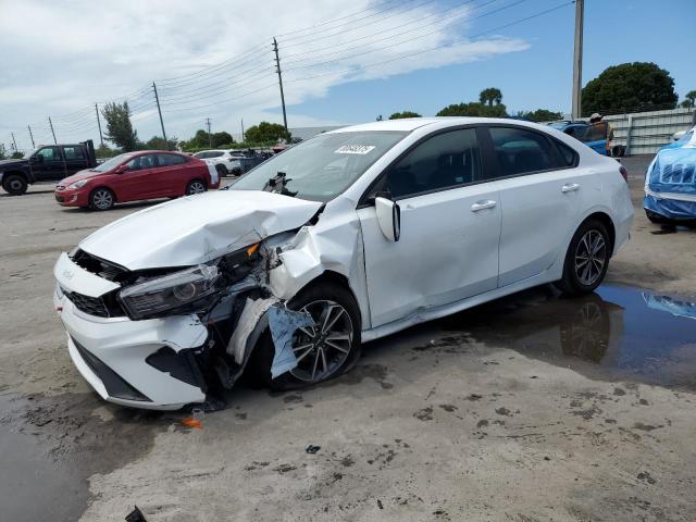 2024 Kia Forte VIN 3KPF24AD2RE732986 COPART salvage auction — FRONT END, Salvage Title, sold $2,600 on 2026-07-20 (photo 1)