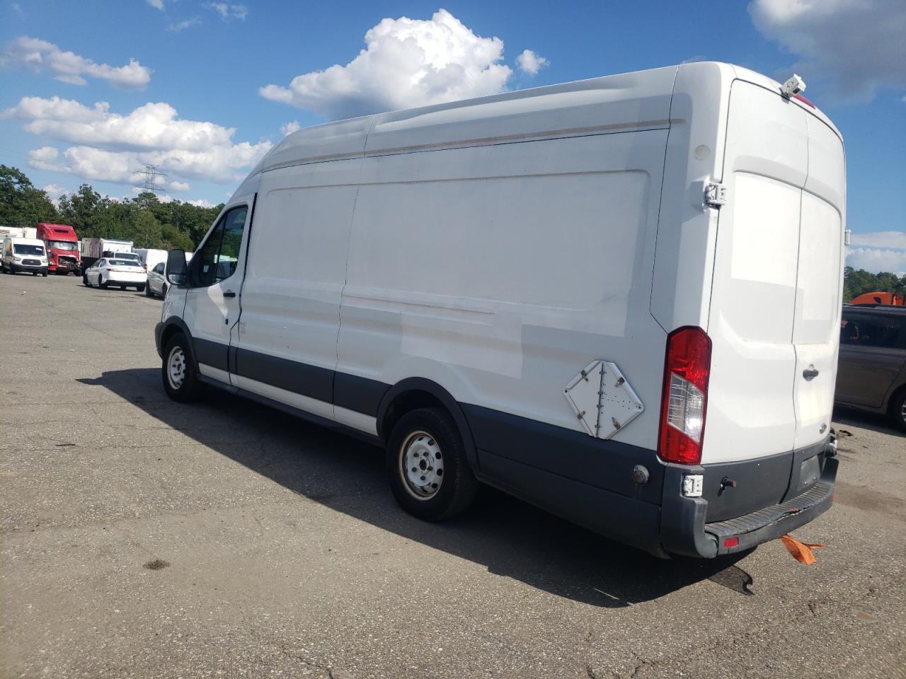2015 Ford Transit VIN 1FTCR3XV1FKA20759 COPART salvage auction — Normal Wear, MO - CERTIFICATE OF TITLE (P), sold $7,900 on 2026-07-03 (photo 2)
