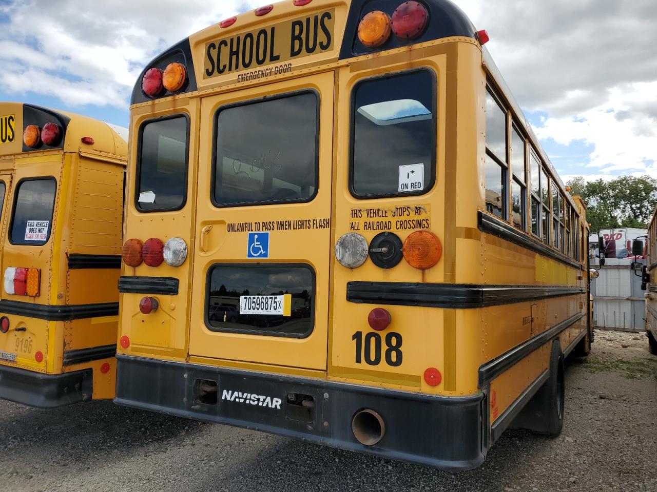 2013 Ic Corporation Ce Series School VIN 4DRBUSKN1DB303408 COPART salvage auction — Minor Dent/Scratches, IA - CERTIFICATE OF TITLE, sold $1,200 on 2026-07-06 (photo 4)