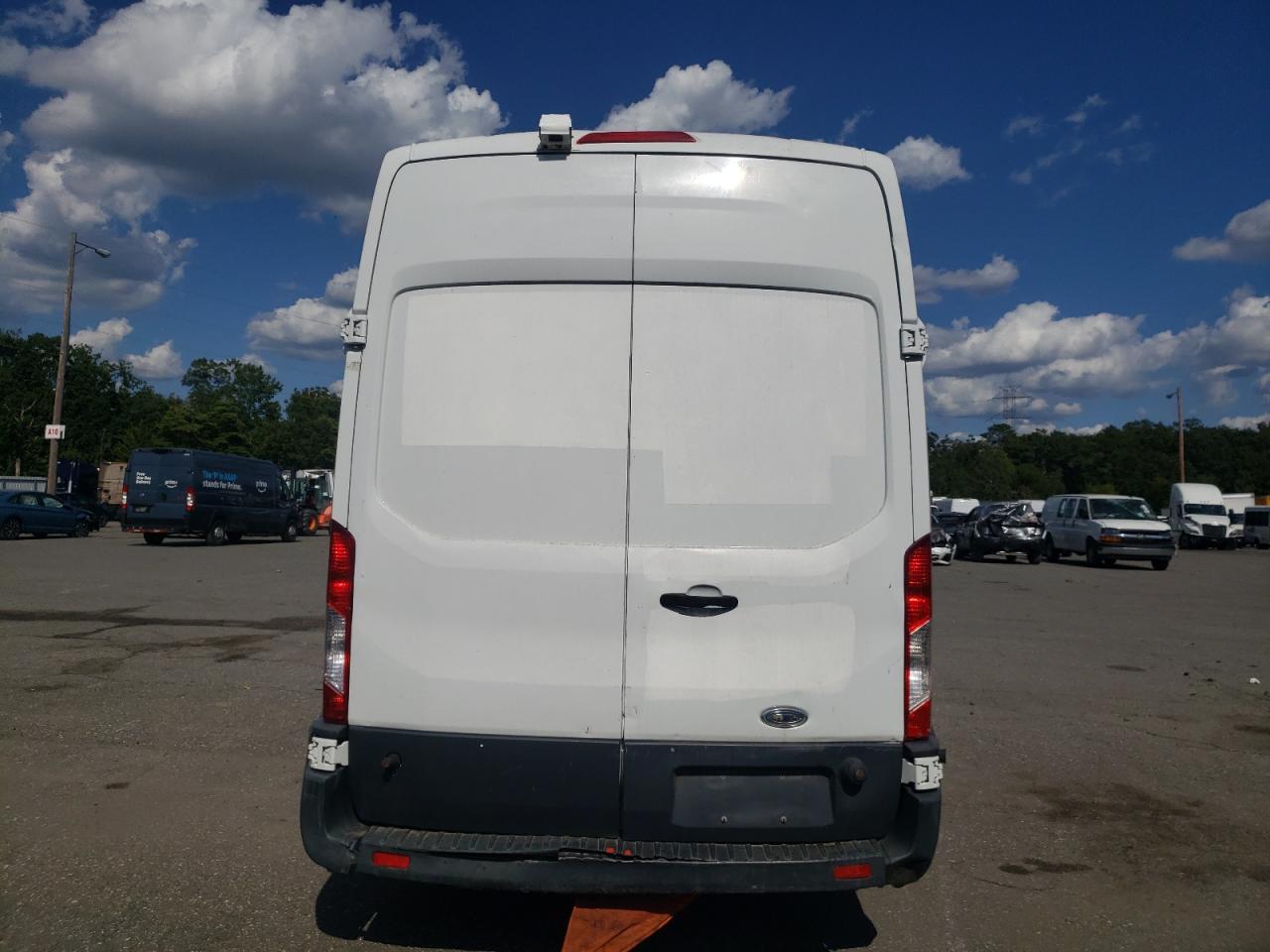 2015 Ford Transit VIN 1FTCR3XV1FKA20759 COPART salvage auction — Normal Wear, MO - CERTIFICATE OF TITLE (P), sold $7,900 on 2026-07-03 (photo 6)
