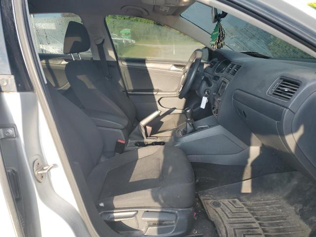 2016 Volk Jetta s VIN 3VW167AJ8GM307374 COPART salvage auction — MINOR DENT/SCRATCHES, VT - CERTIFICATE OF TITLE (P), sold $6,500 on 2026-07-23 (photo 5)
