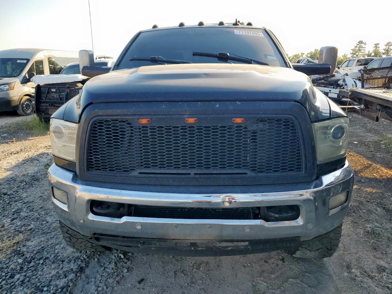 2016 Ram 3500 VIN 3C63RRJL1GG105790 COPART salvage auction — Side, TX - CERTIFICATE OF TITLE, sold $13,700 on 2025-10-14 (photo 5)