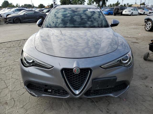 2018 Alfa romeo Stelvio VIN ZASFAKNN3J7B82302 COPART salvage auction — REAR END, CA - SALVAGE CERTIFICATE, sold $725 on 2026-07-22 (photo 5)