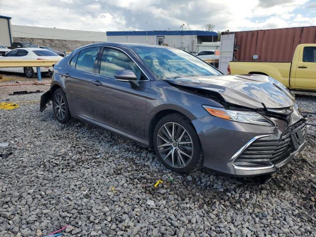 2022 Toyota Camry VIN 4T1F11AK1NU027720 COPART salvage auction — REAR END, Id - Salvage Certificate Of Title, sold $9,300 on 2026-07-28 (photo 4)