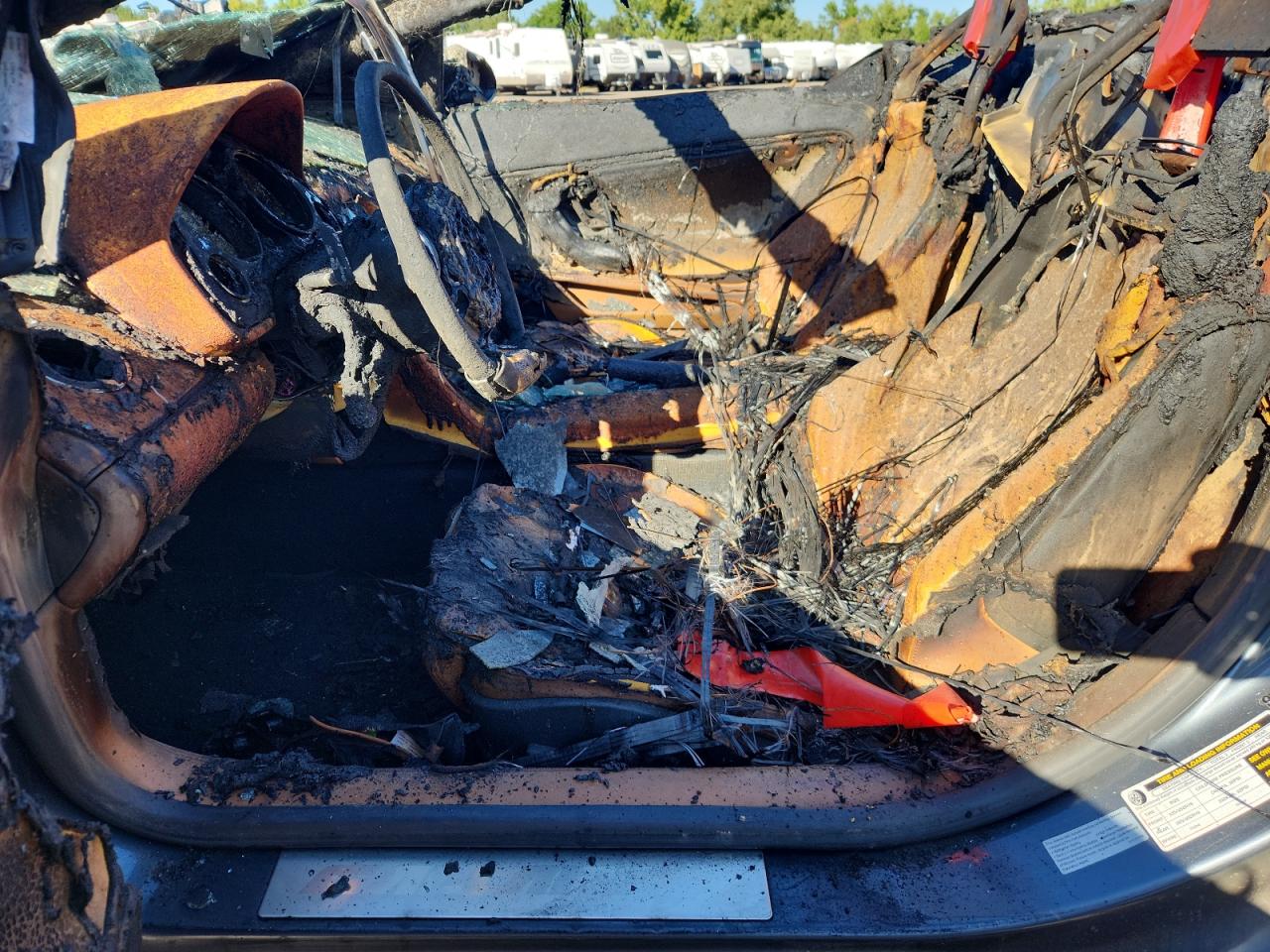 2007 Lamborghini Gallardo VIN ZHWGU22T37LA04553 COPART salvage auction — Burn, CO - SALVAGE TITLE, sold $8,600 on 2025-10-29 (photo 7)