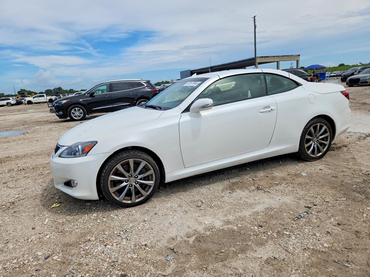 2013 Lexus IS VIN JTHFE2C22D2509794 — COPART salvage auction photo