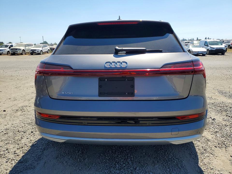 2019 Audi E-tron VIN WA1LABGE5KB013108 COPART salvage auction — NORMAL WEAR, Ca - Dis/Dlr/Exp Only Clean Title (P), sold $12,000 on 2026-10-02 (photo 6)