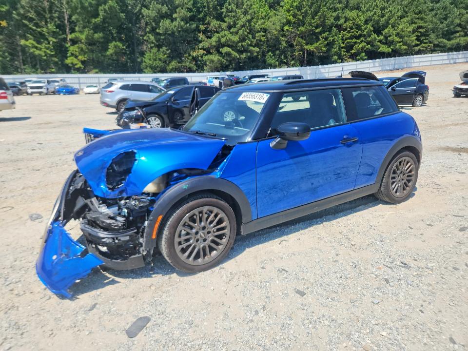 2025 Mini Cooper VIN WMW13GD00S2W71655 — COPART salvage auction photo
