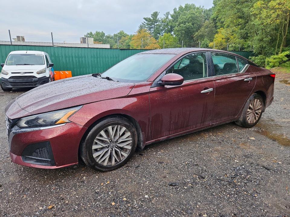 2023 Nissan Altima VIN 1N4BL4DV6PN356940 — COPART salvage auction photo