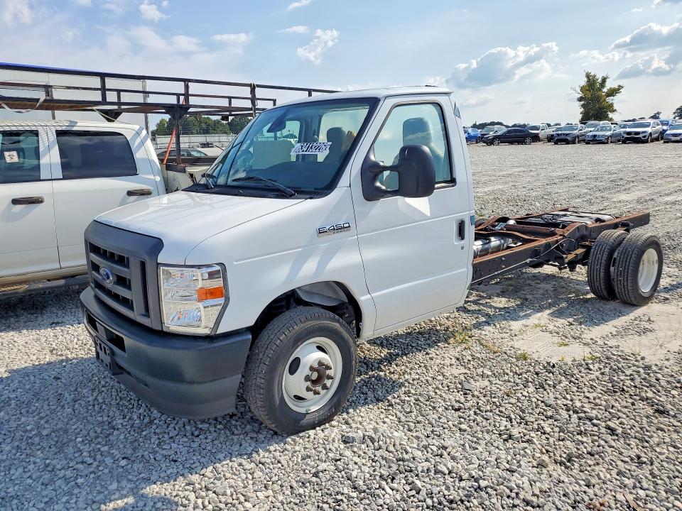 2024 Ford Econoline VIN 1FDWE4FNXRDD42532 — COPART salvage auction photo
