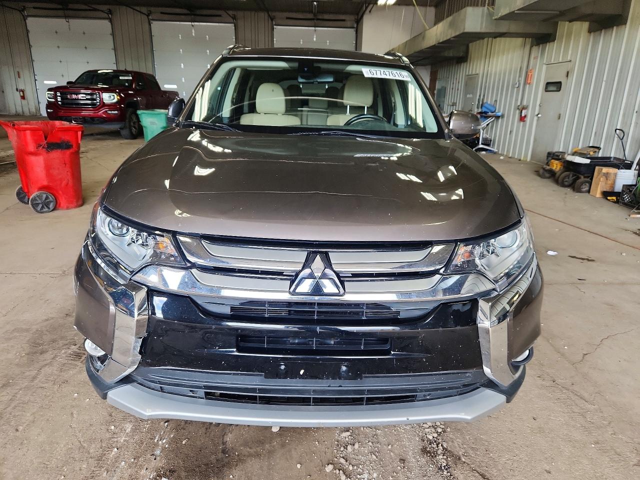 2016 Mitsubishi Outlander VIN JA4AZ3A31GZ022853 COPART salvage auction — Front End, Ct - Clean Title, sold $1,800 on 2026-09-21 (photo 5)