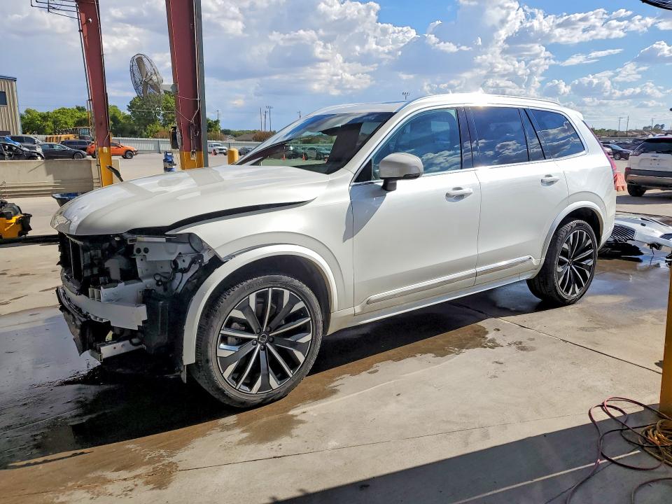 2026 Volvo Xc90 VIN YV4062PEXT1509407 COPART salvage auction — FRONT END, Fl - Certificate Of Title, sold $30,250 on 2026-09-14 (photo 1)