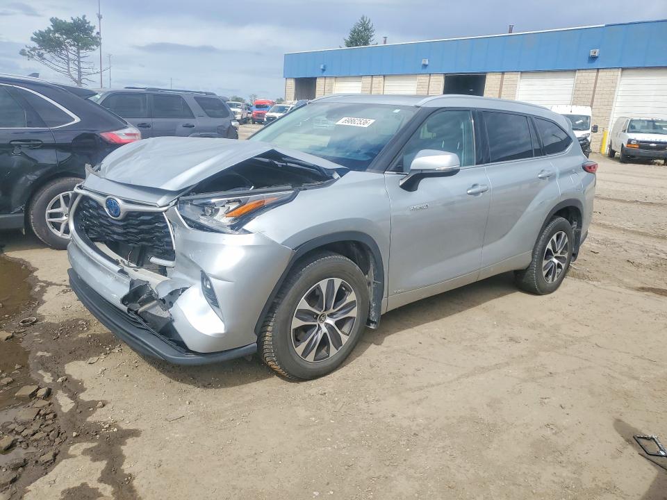 2020 Toyota Highlander VIN 5TDHBRCH6LS506775 — COPART salvage auction photo