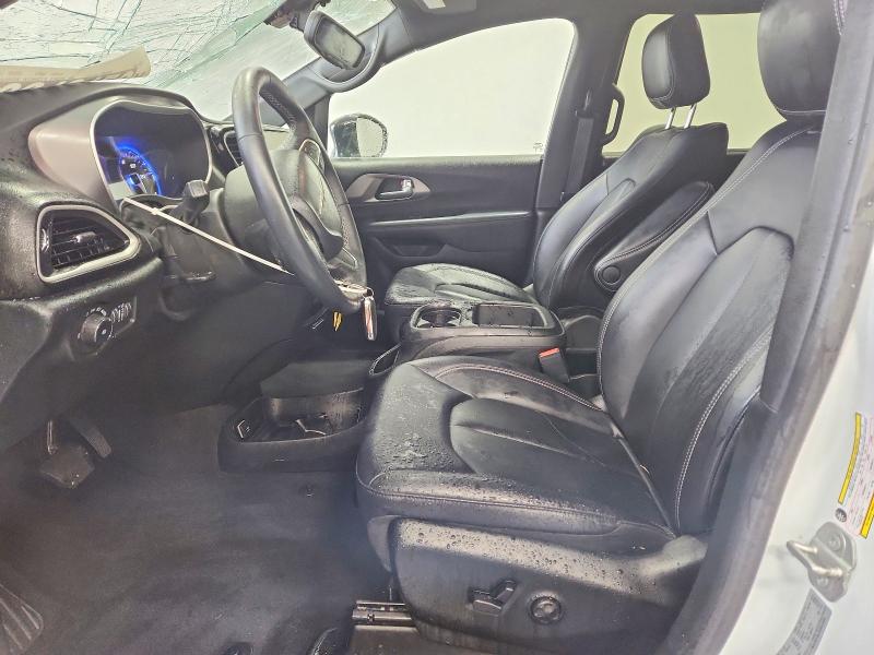 2026 Chrysler Pacifica VIN 2C4RC1BG5TR174882 COPART salvage auction — ROOF, Mi - Certificate Of Title, sold $14,700 on 2026-10-07 (photo 7)