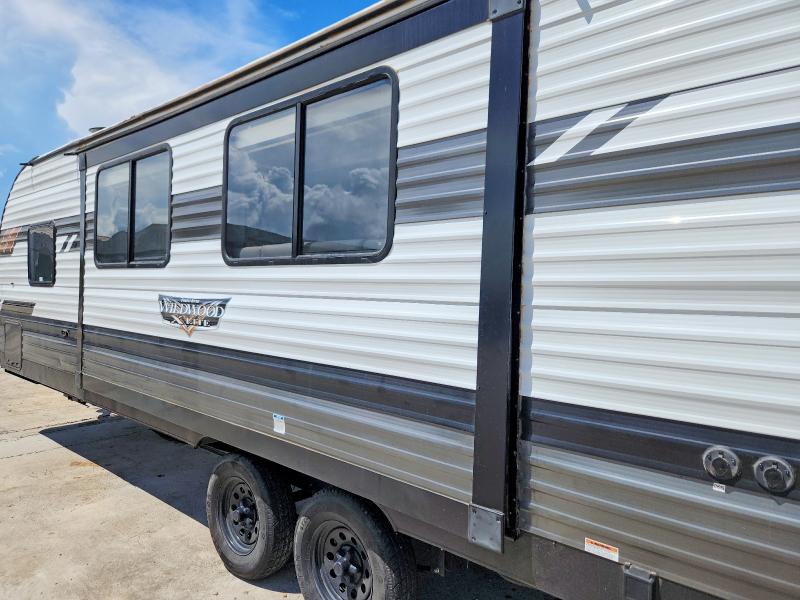 2022 Foresriver VIN 4X4TWDB26NE035633 COPART salvage auction — SIDE, LA - CERT OF TITLE-RECONSTRUCTED, sold $7,500 on 2026-09-09 (photo 9)